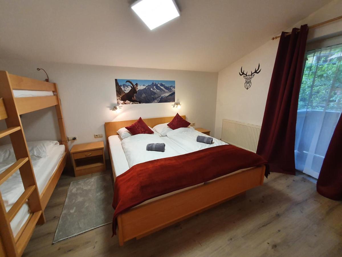 Glemmy Appartements Inkl Sommercard Viehhofen Exteriör bild