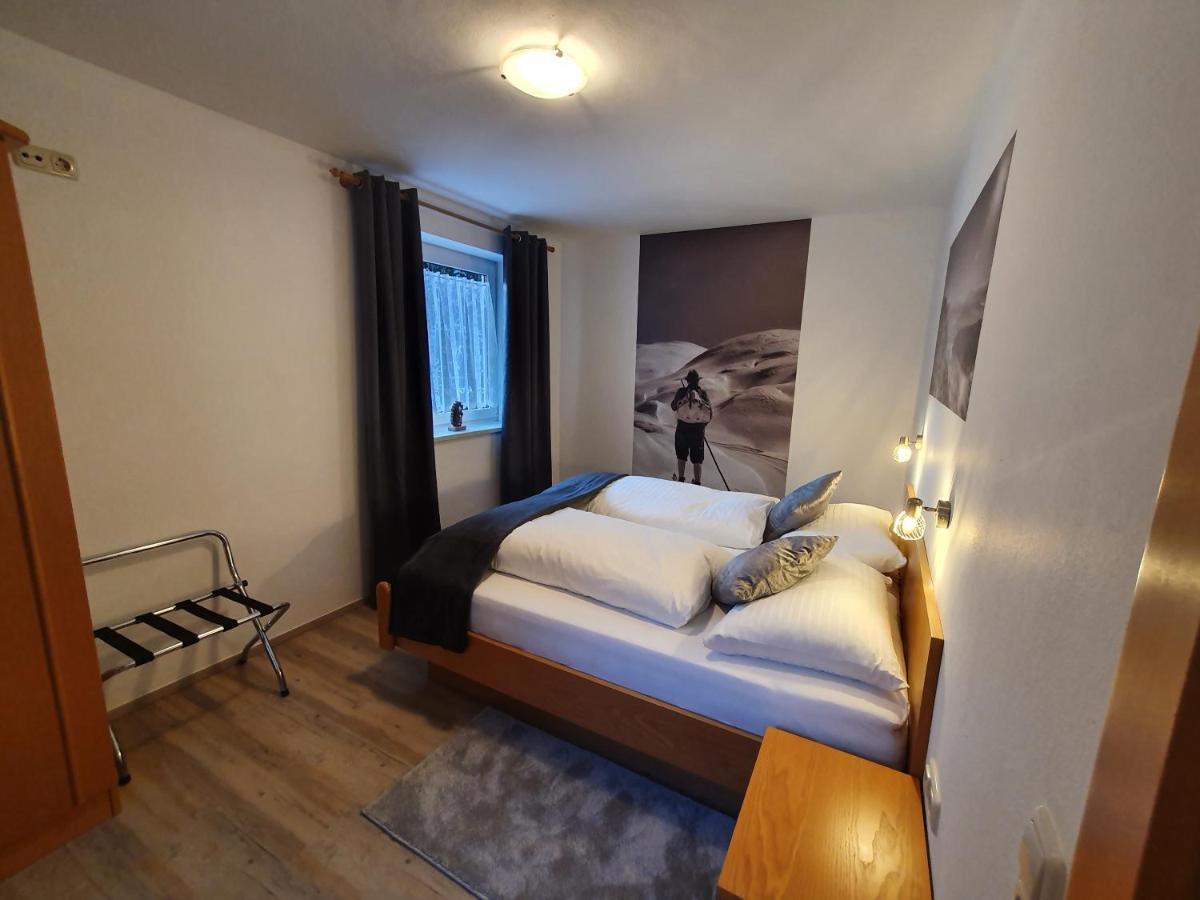Glemmy Appartements Inkl Sommercard Viehhofen Exteriör bild