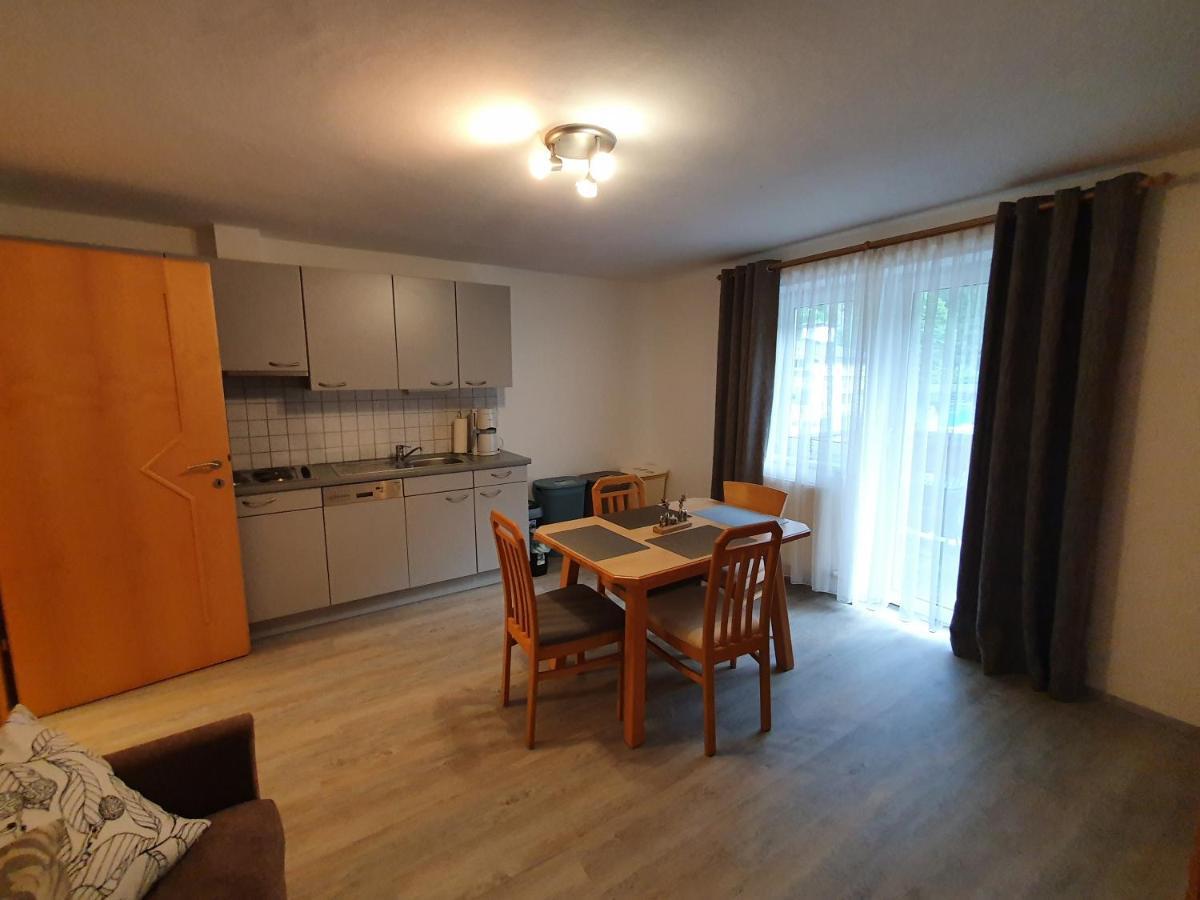 Glemmy Appartements Inkl Sommercard Viehhofen Exteriör bild