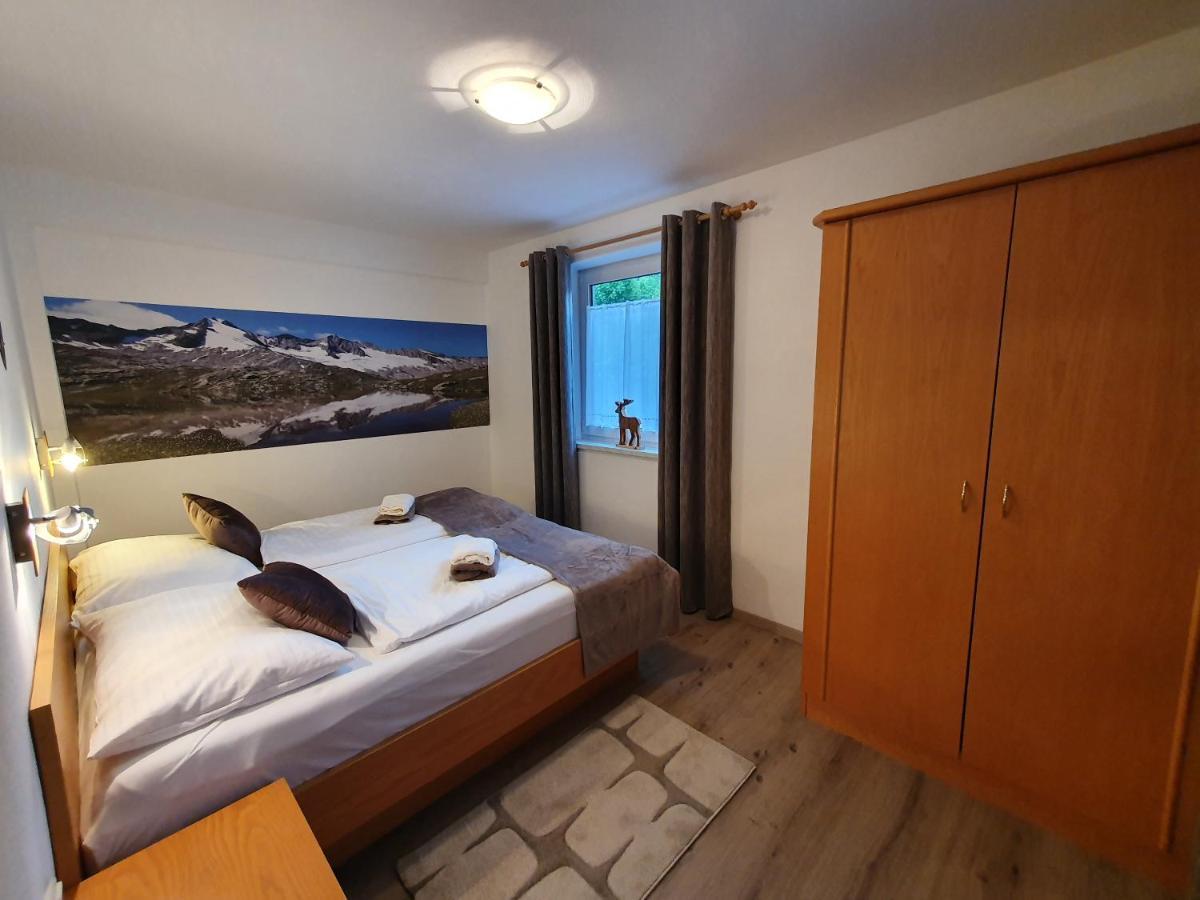 Glemmy Appartements Inkl Sommercard Viehhofen Exteriör bild