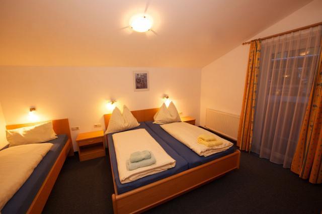 Glemmy Appartements Inkl Sommercard Viehhofen Exteriör bild